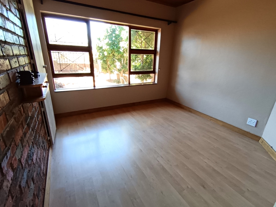 4 Bedroom Property for Sale in C Place Eastern Cape